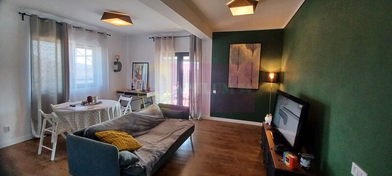 Sabareni, casa P+1+pod, 5 camere, 130 mp utili, curte 470 mp