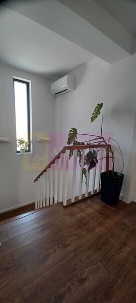 Sabareni, casa P+1+pod, 5 camere, 130 mp utili, curte 470 mp