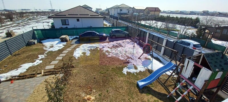 Sabareni, casa P+1+pod, 5 camere, 130 mp utili, curte 470 mp