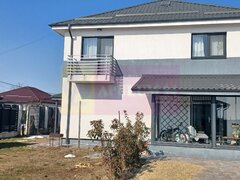 Sabareni, casa P+1+pod, 5 camere, 130 mp utili, curte 470 mp